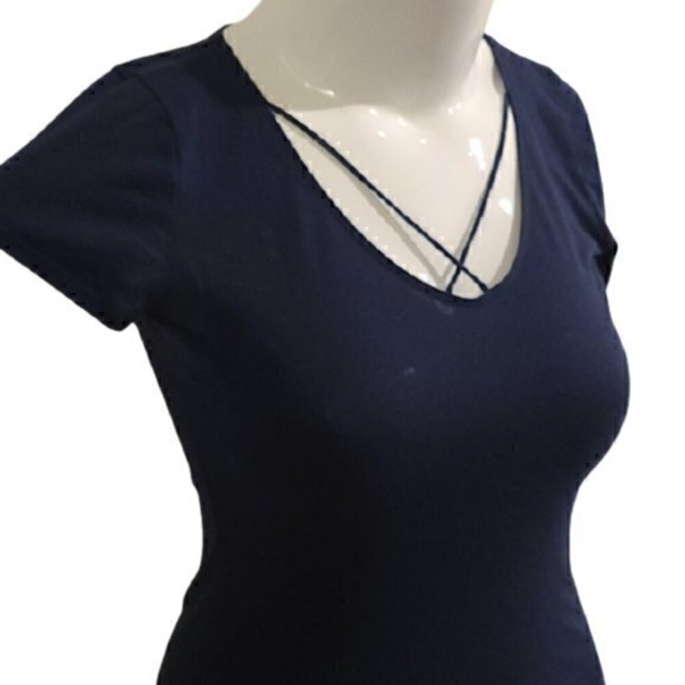 [Hollister] Cross Chest Short Sleeve - Size L